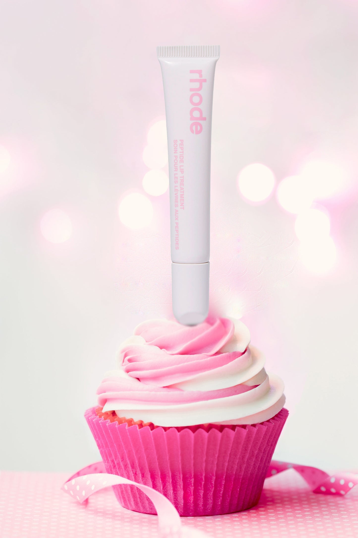 Lip Gloss Vanilla Cake