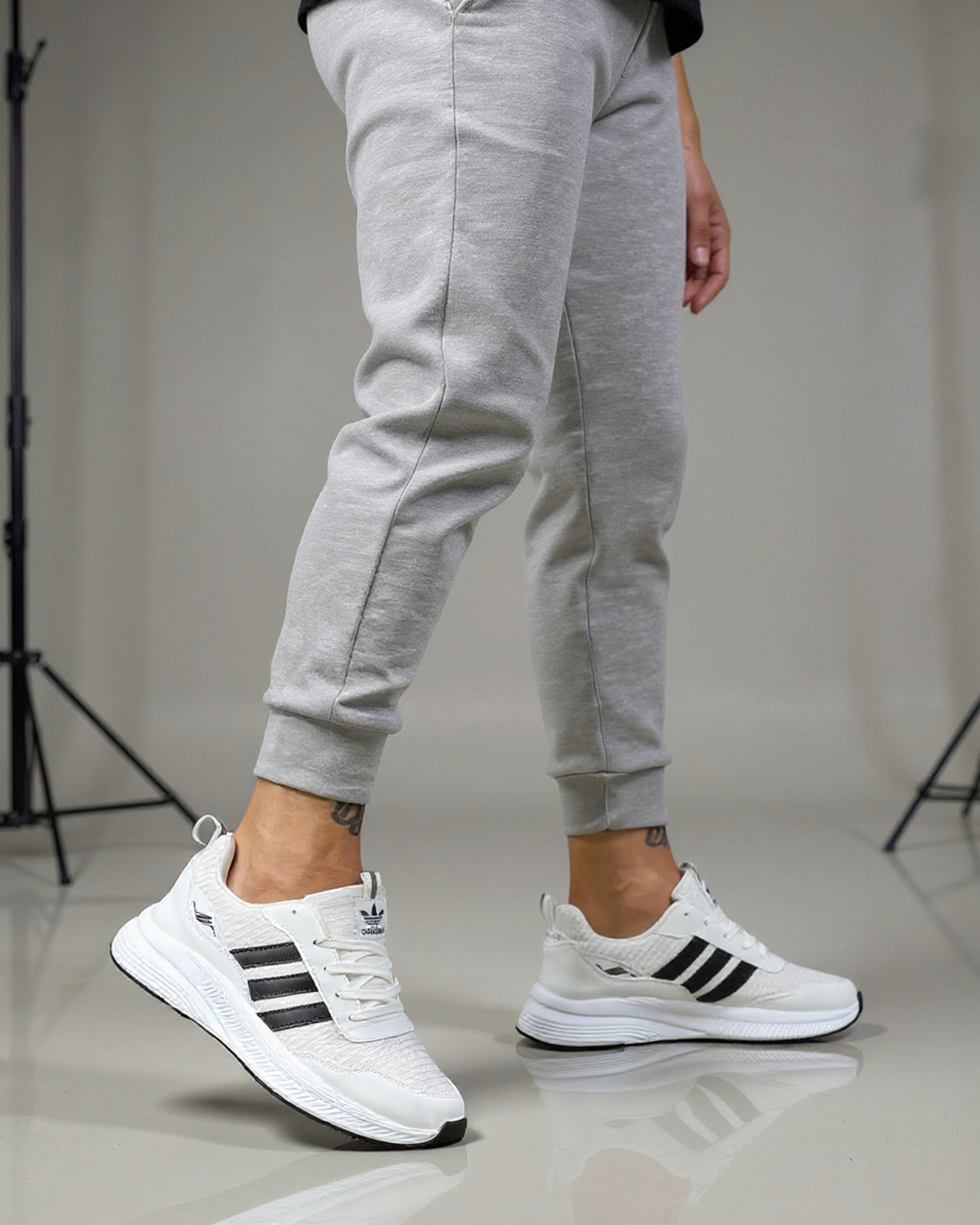 Adidasi AD-03 Alb Negru